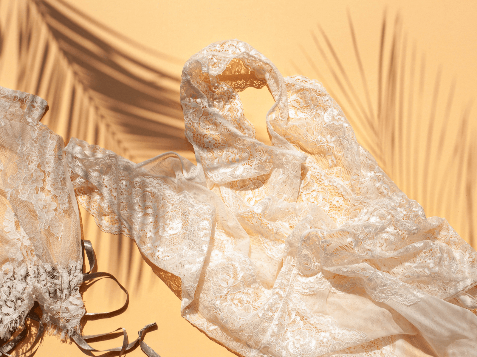 La lingerie de grossesse peut-elle être sexy ? Spoiler : oui. - Sculptée